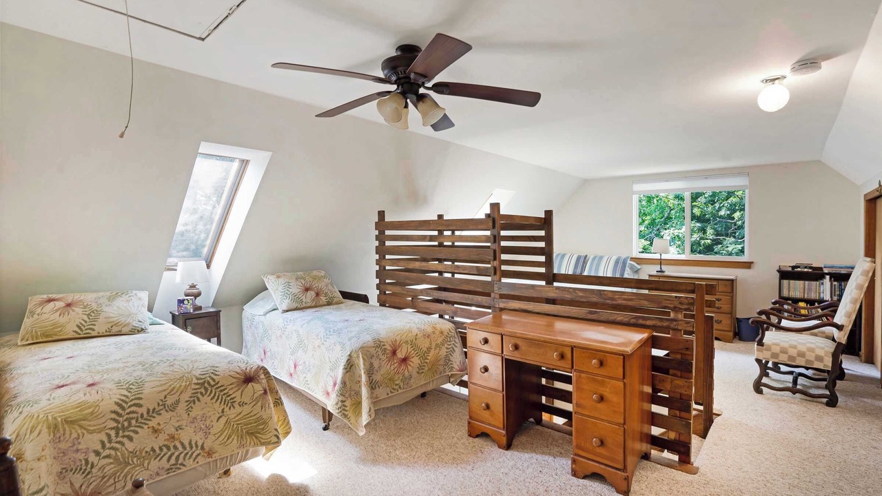 Photo of Others in East Marion