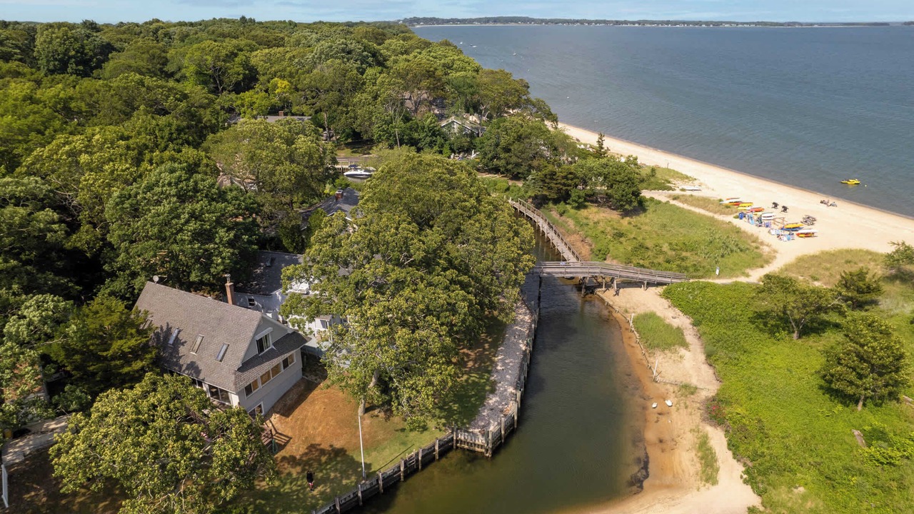 Photo of Others in East Marion