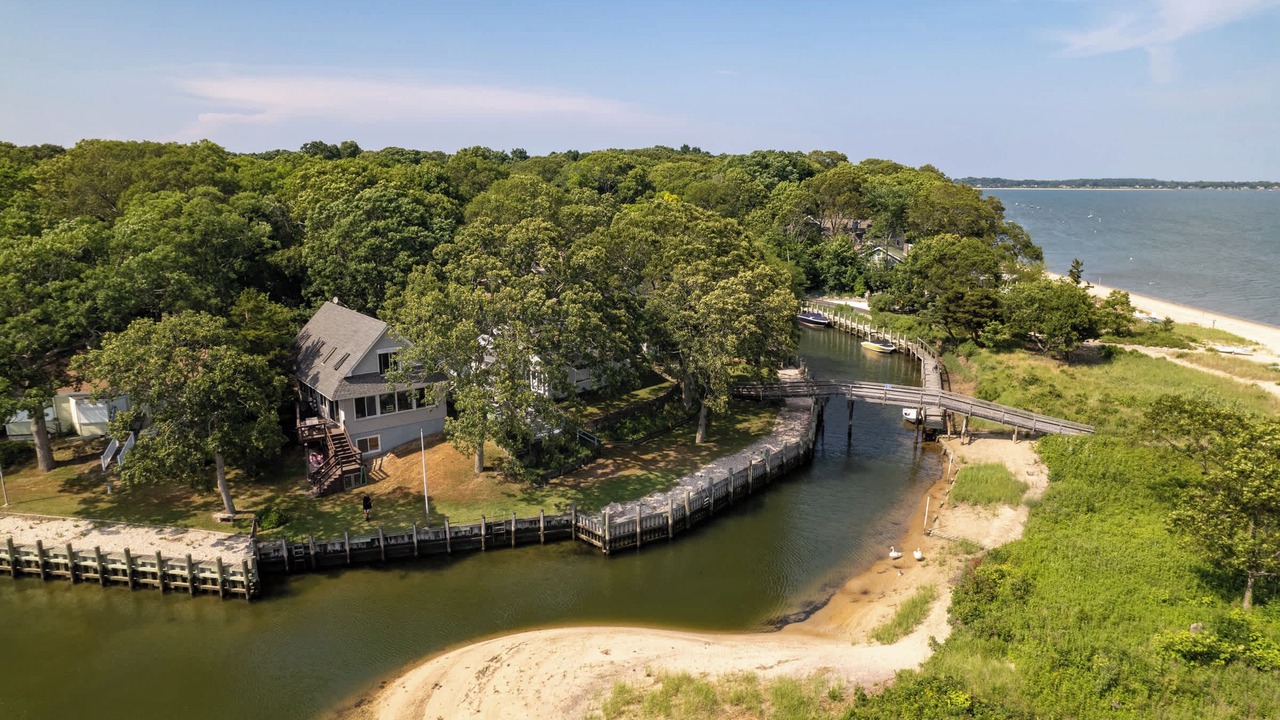 Photo of Others in East Marion