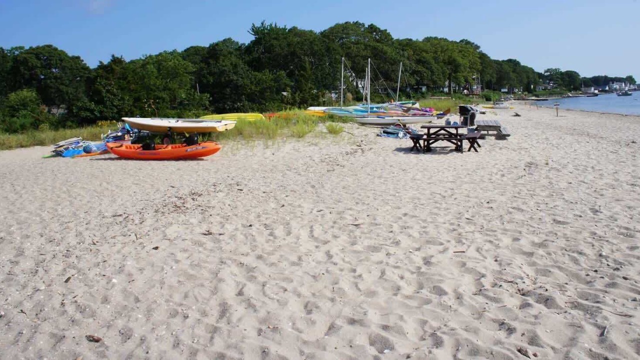 Photo of Outdoor in East Marion