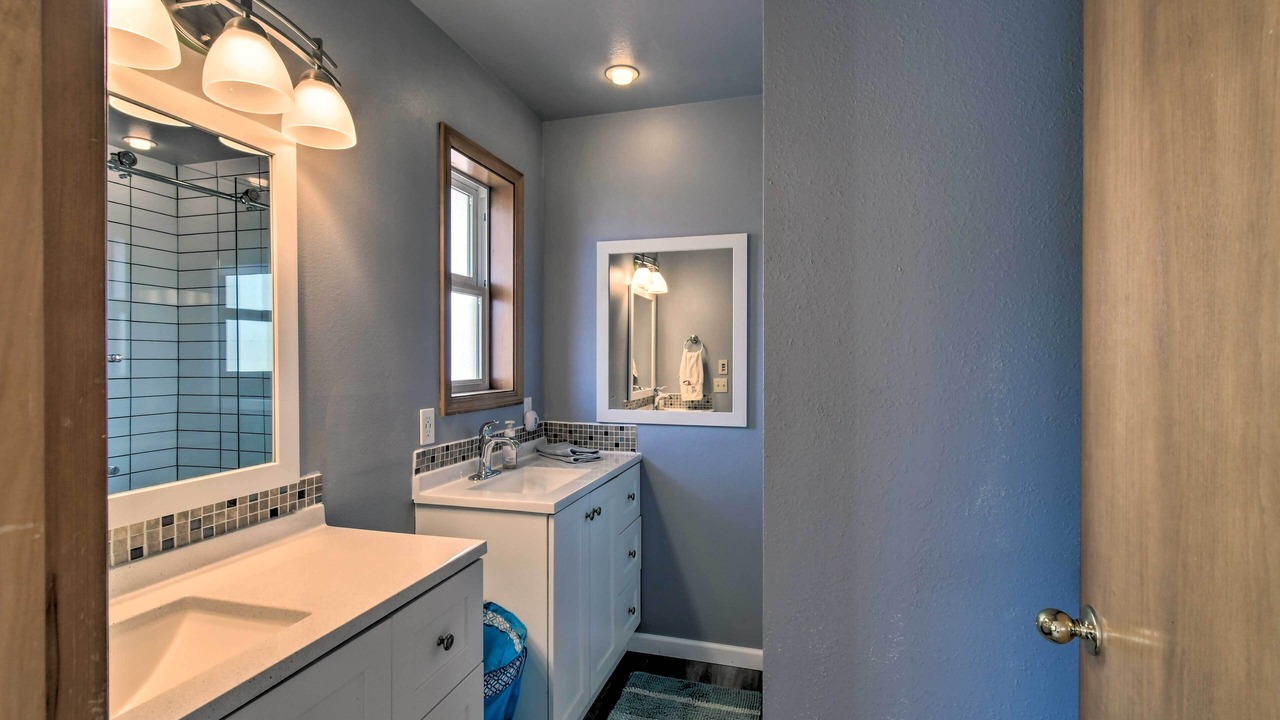 Photo of Bathroom in Ocean Park