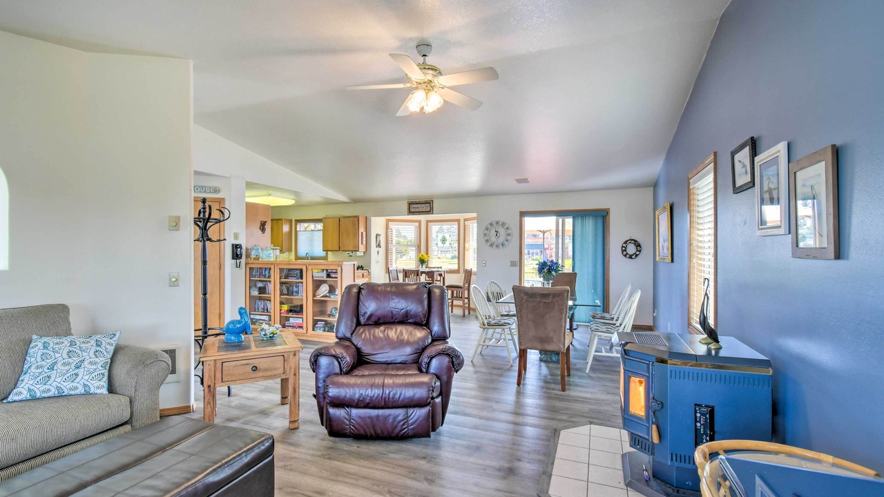 Photo of Livingroom in Ocean Park