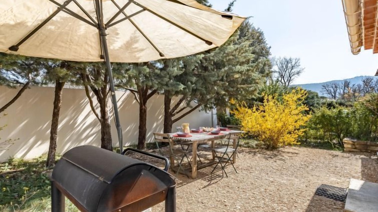 Photo of Others in Rustrel