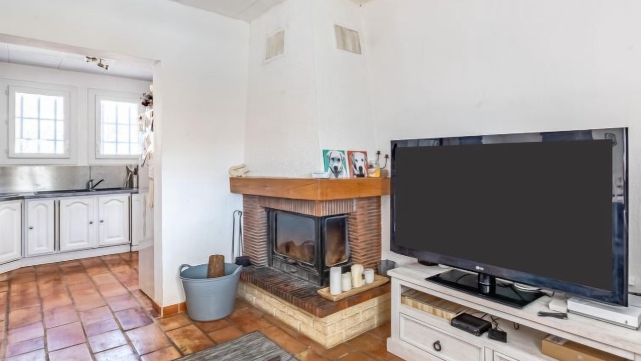 Photo of Livingroom in Rustrel