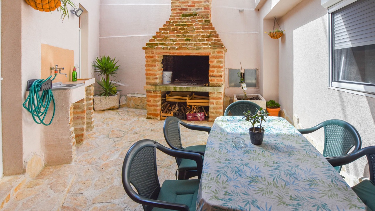 Photo of Outdoor in Kali