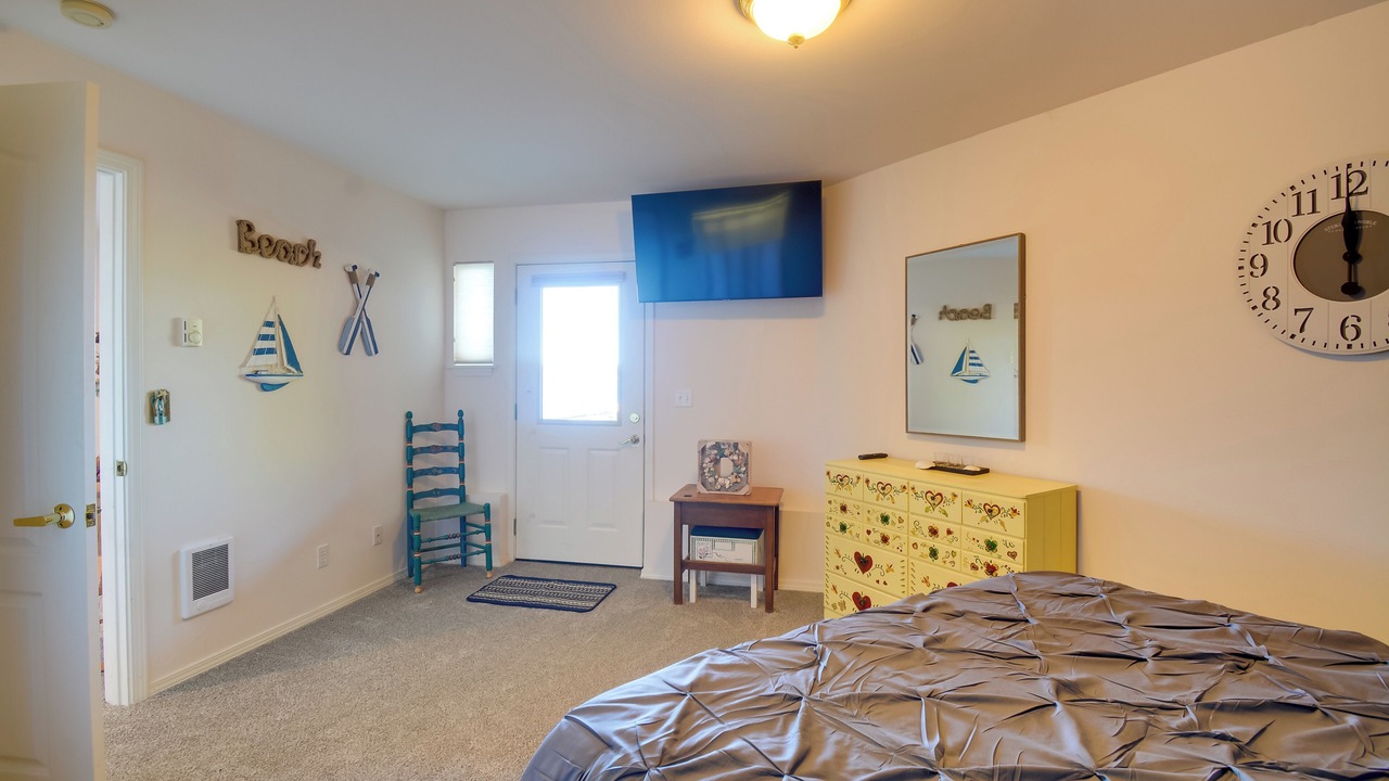 Photo of Bedroom in Port Hadlock