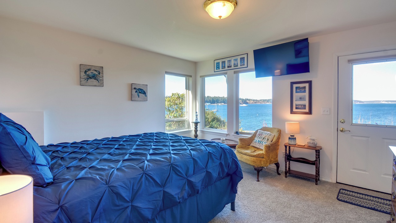 Photo of Bedroom in Port Hadlock