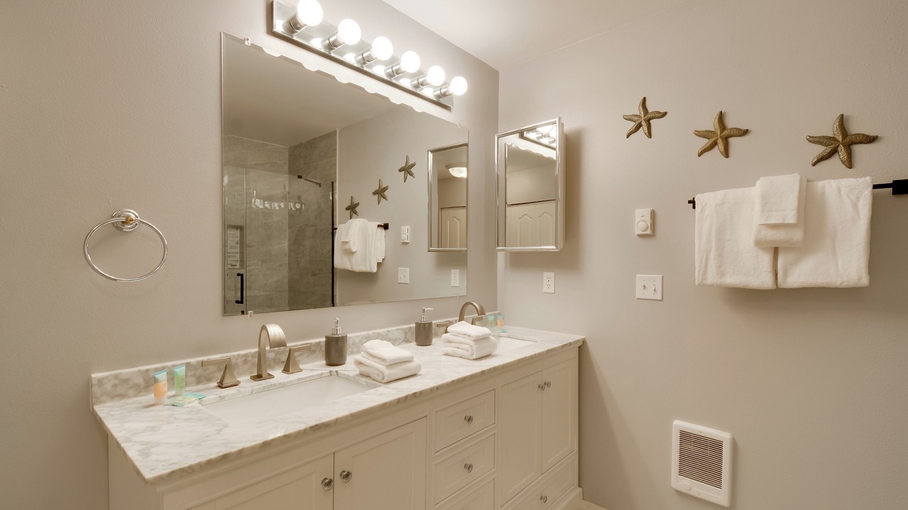 Photo of Bathroom in Port Hadlock