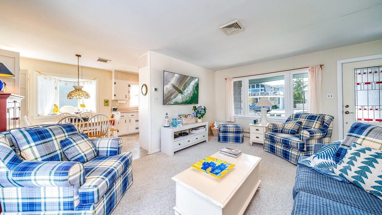 Photo of Livingroom in Avalon