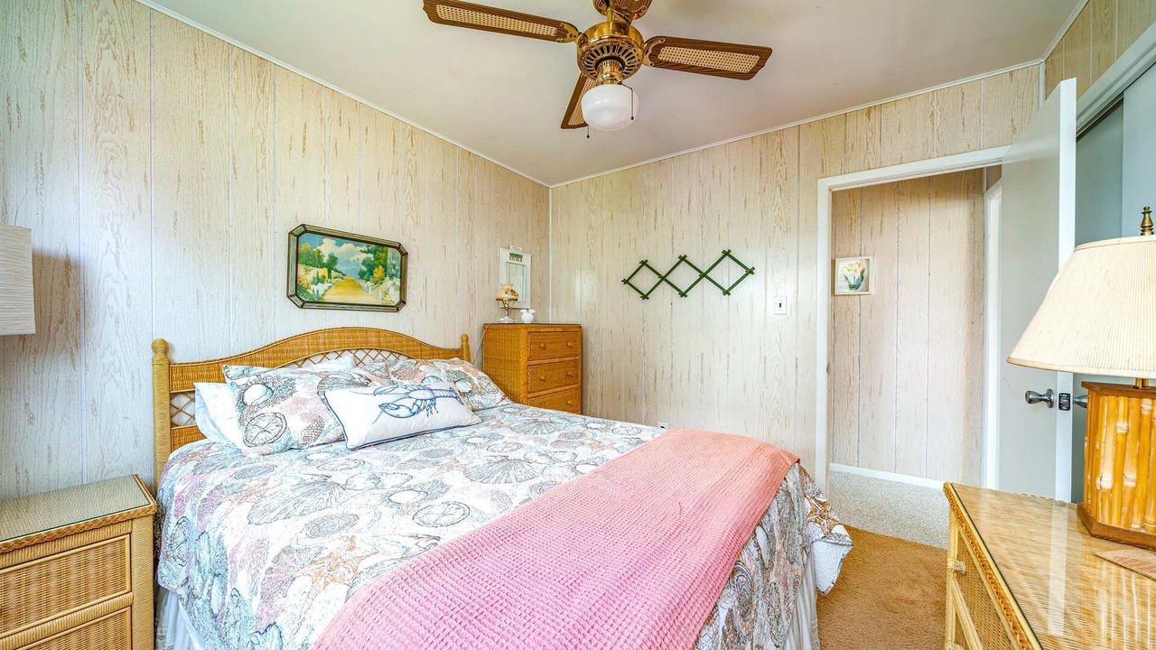 Photo of Bedroom in Avalon