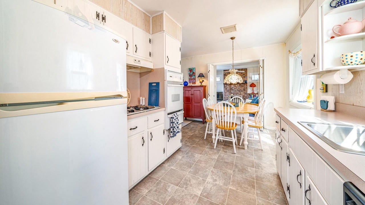 Photo of Kitchen in Avalon