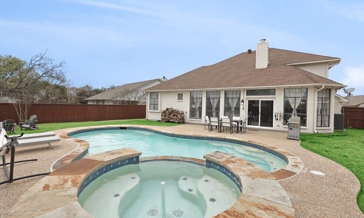 Photo of Others in Waxahachie