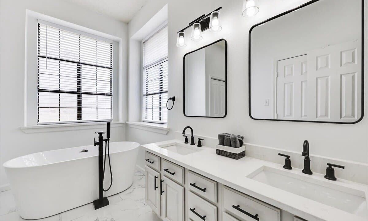 Photo of Bathroom in Waxahachie