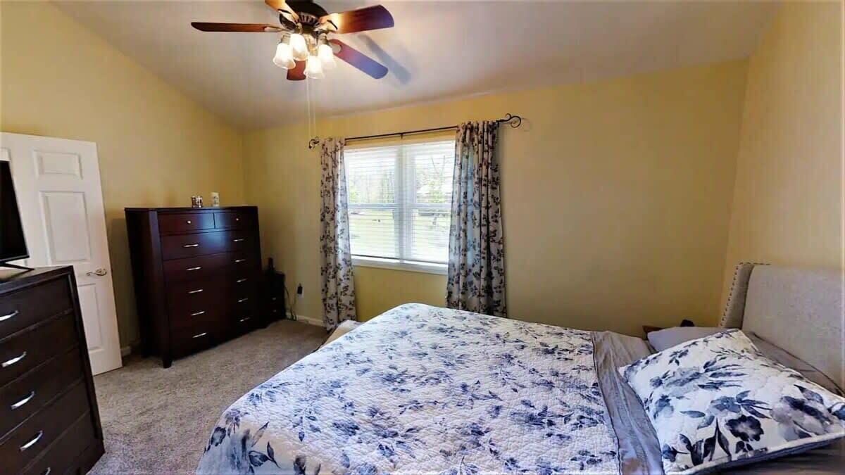 Photo of Bedroom in Monterey