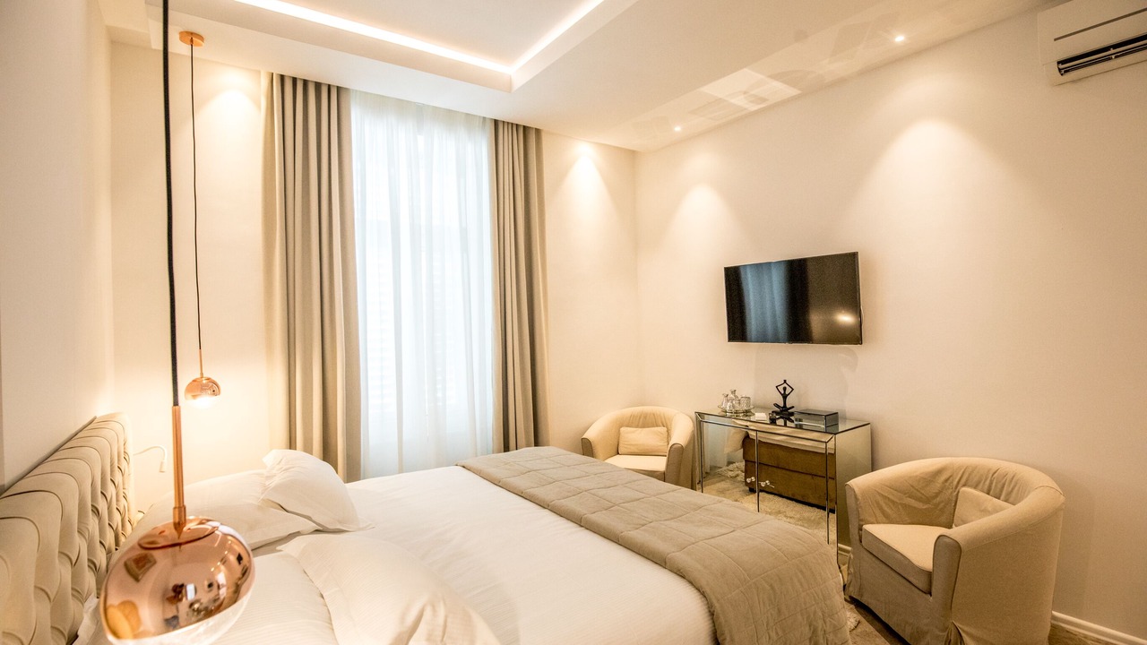 Photo of Bedroom in Pile