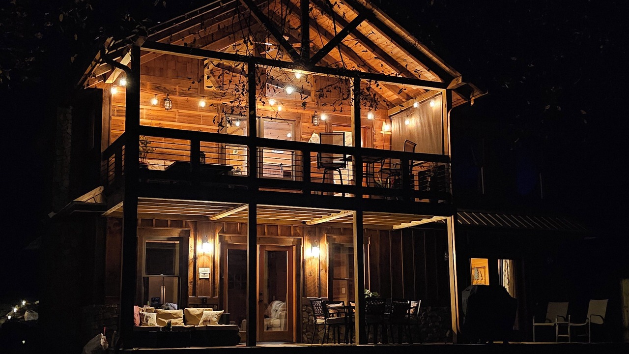Photo of Outdoor in Mineral Bluff