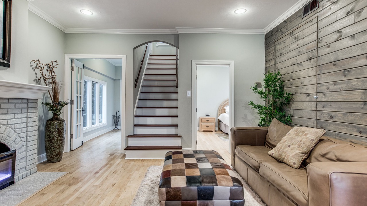 Photo of Livingroom in Oak Lawn