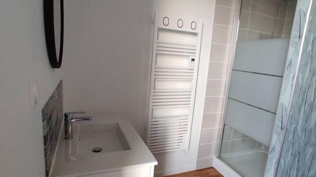 Photo of Bathroom in Balleroy