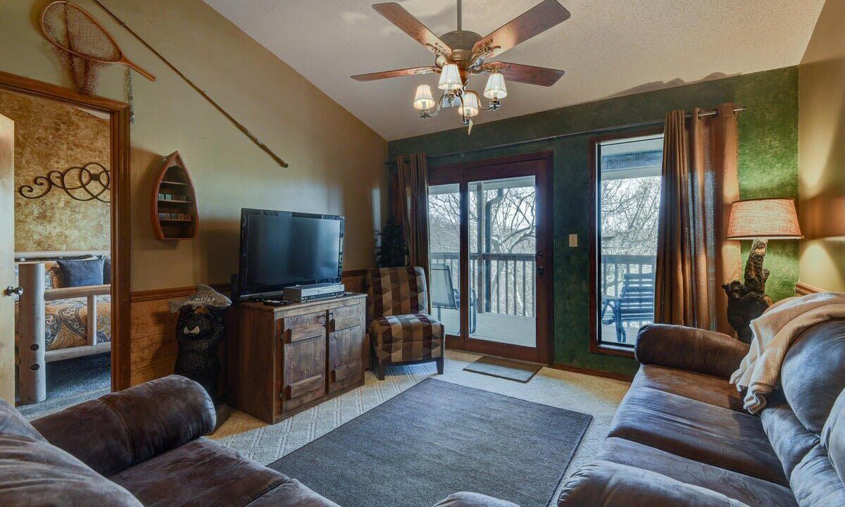Photo of Livingroom in Notch Estates