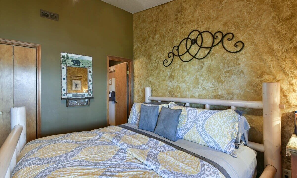 Photo of Bathroom in Notch Estates