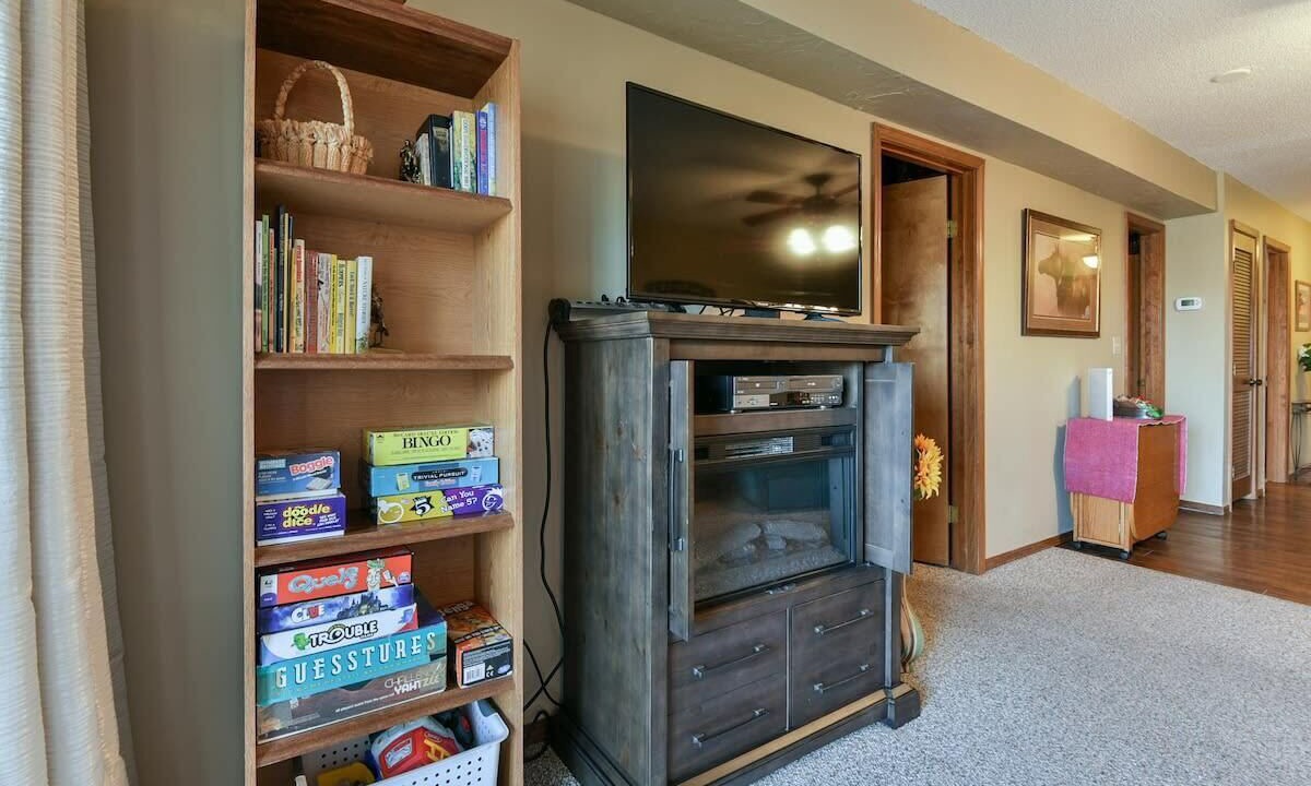 Photo of Others in Notch Estates