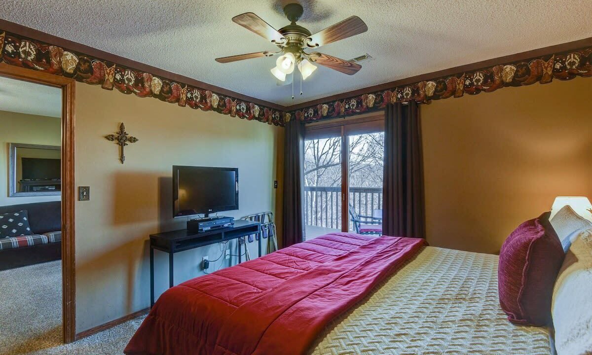 Photo of Outdoor in Notch Estates