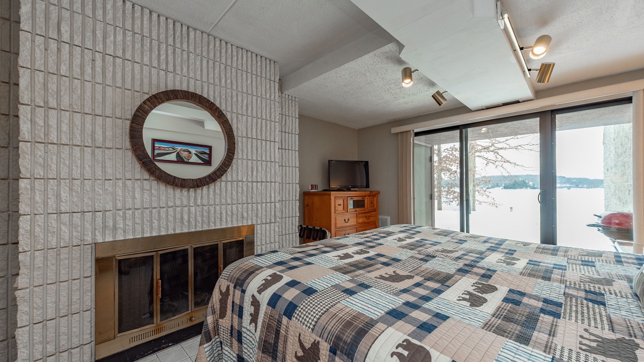 Photo of Bedroom in Thayerville