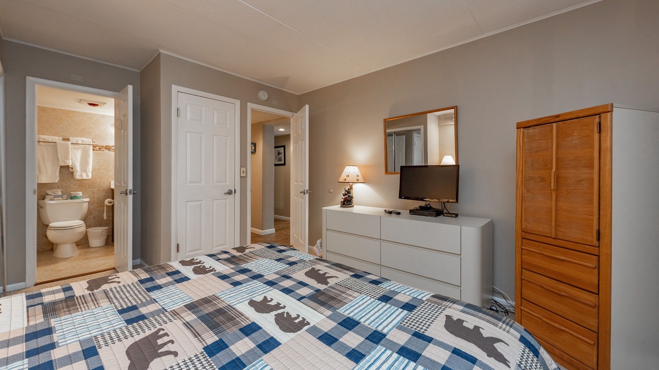 Photo of Bedroom in Thayerville