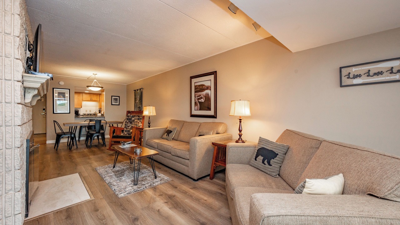 Photo of Livingroom in Thayerville