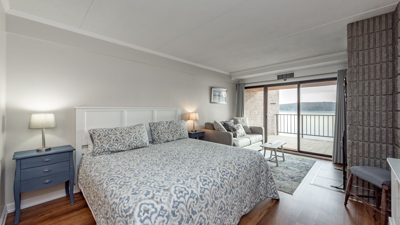 Photo of Bedroom in Thayerville