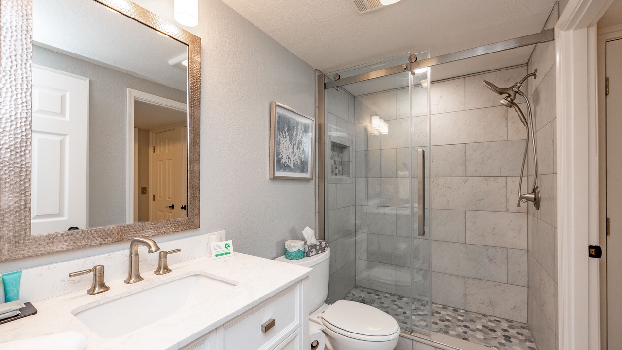Photo of Bathroom in Thayerville
