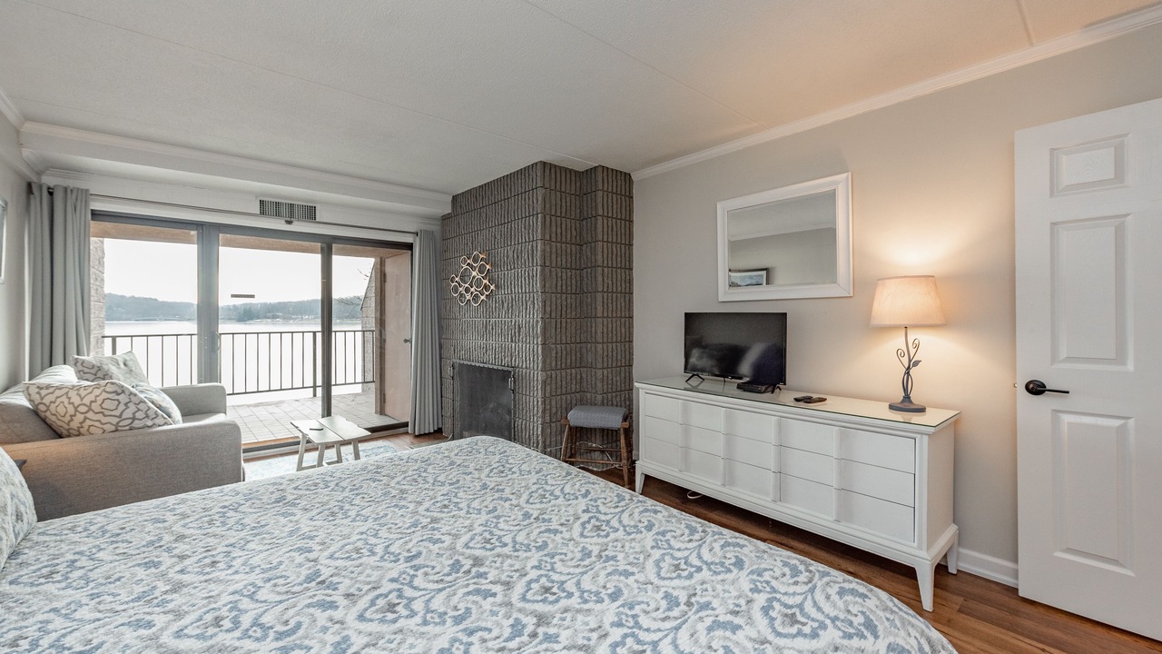 Photo of Bedroom in Thayerville
