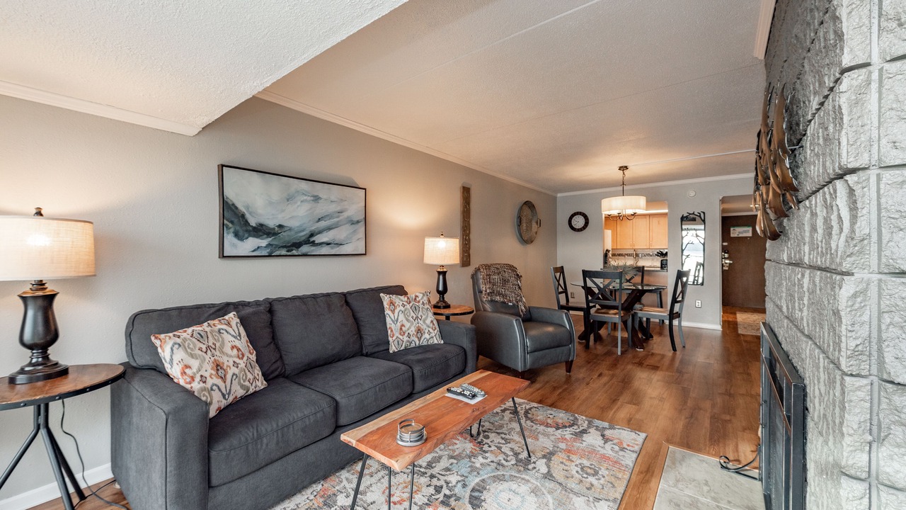 Photo of Livingroom in Thayerville