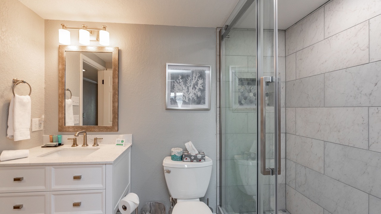 Photo of Bathroom in Thayerville