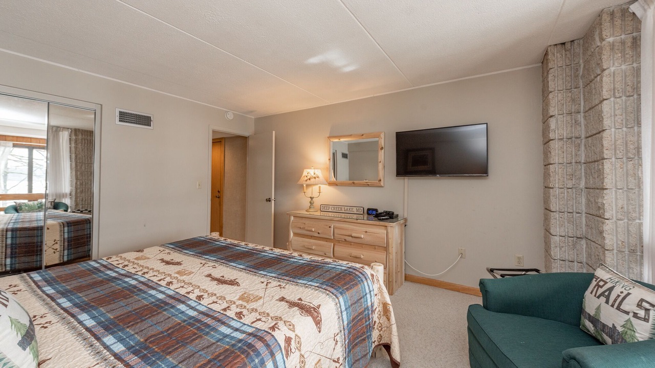 Photo of Bedroom in Thayerville