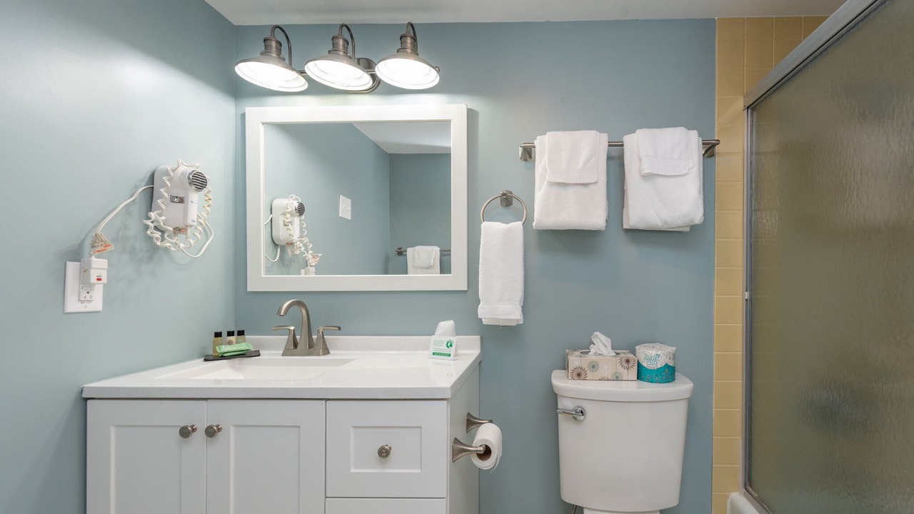 Photo of Bathroom in Thayerville