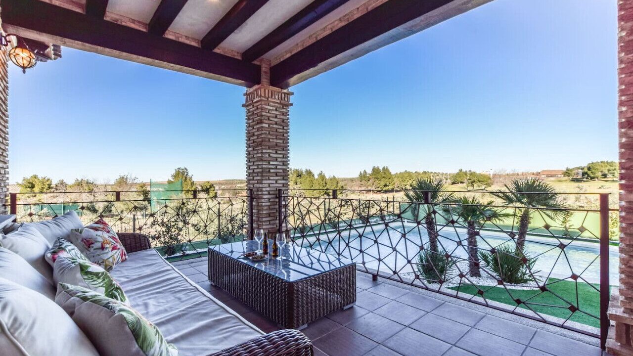 Photo of Patio Balcony in Layos