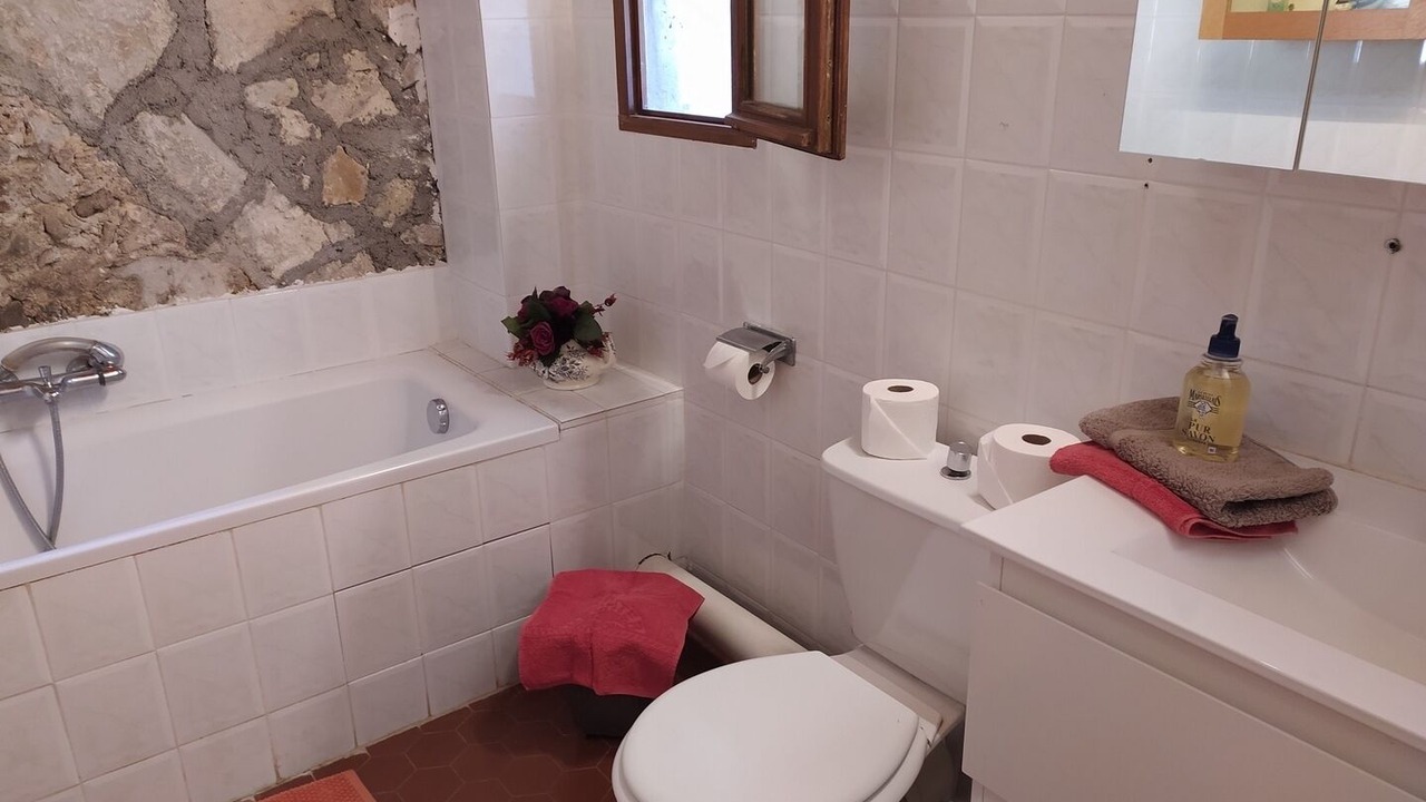 Photo of Bathroom in Caille