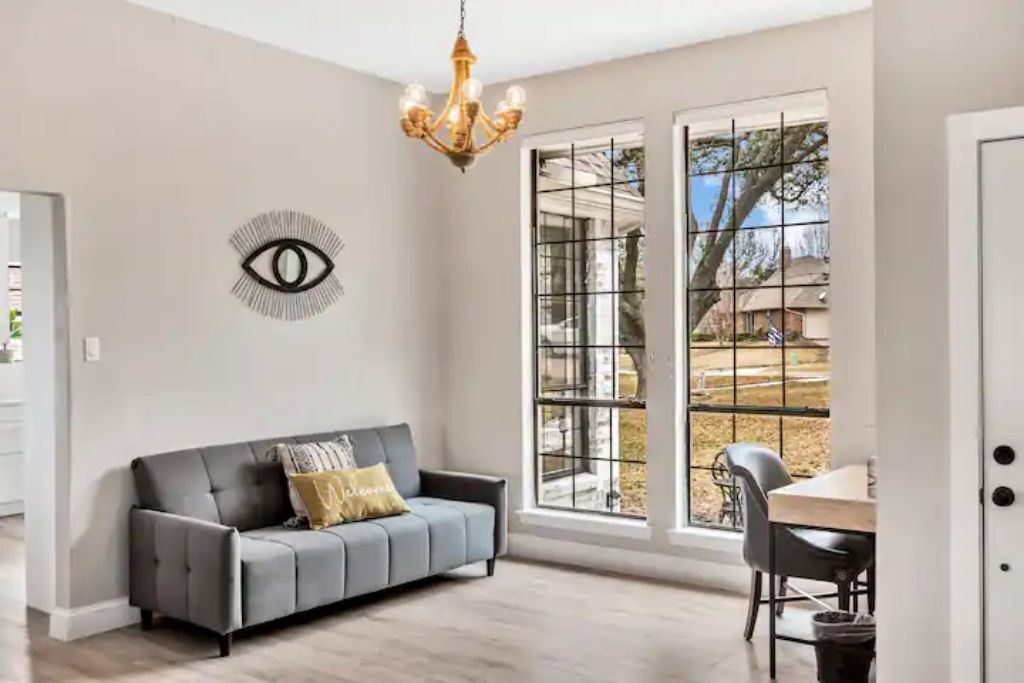 Photo of Livingroom in Rockwall