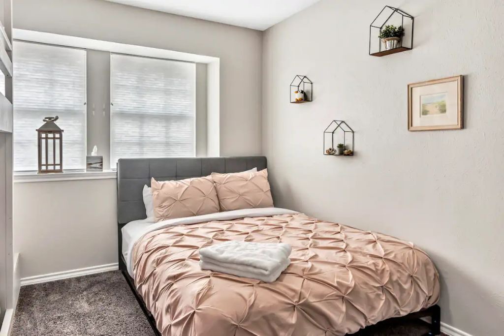 Photo of Bedroom in Rockwall