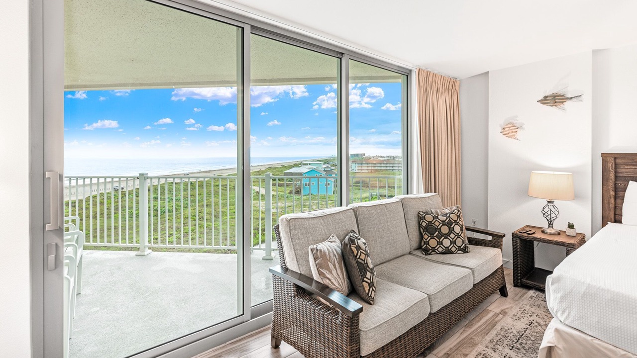 Photo of Livingroom in Sand Point