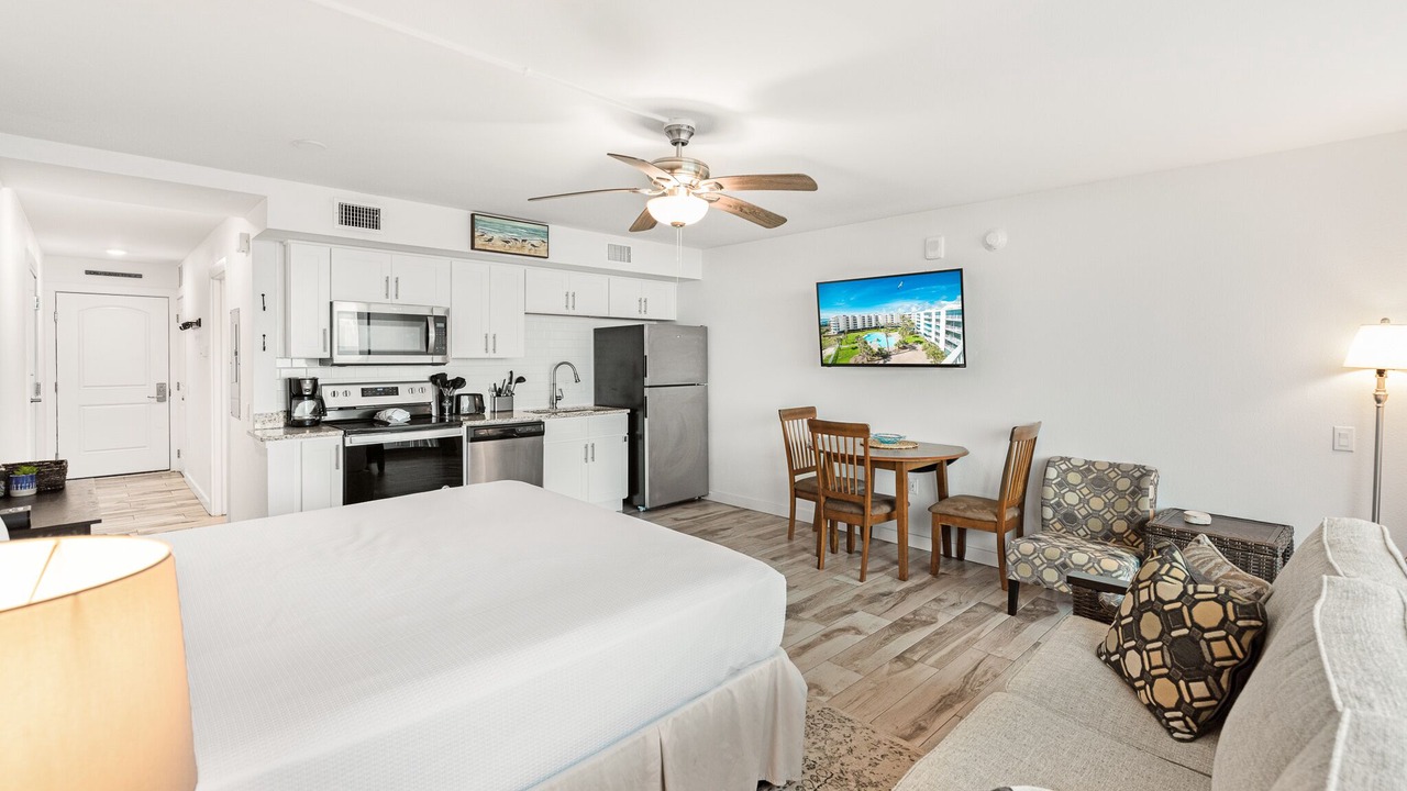 Photo of Bedroom in Sand Point