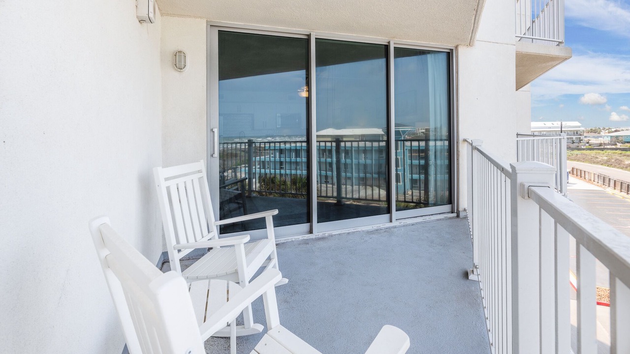 Photo of Patio Balcony in Shibui Sands