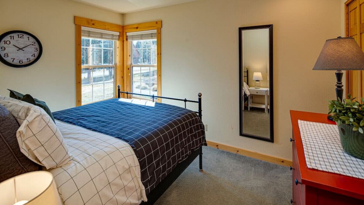Photo of Bedroom in Redmond