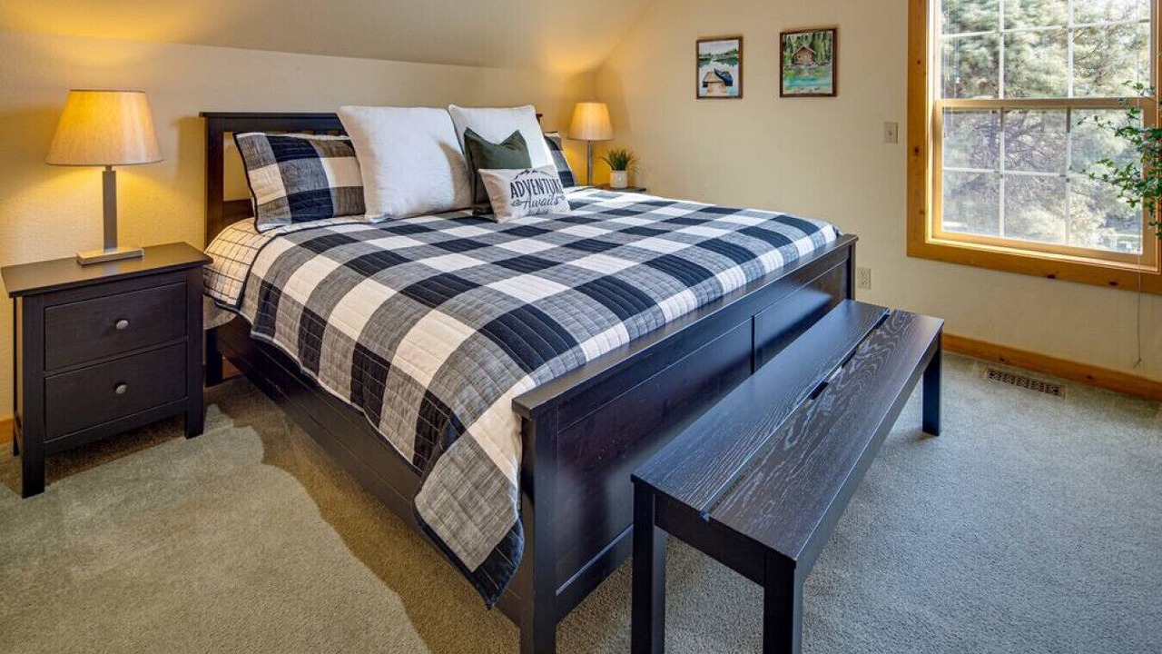 Photo of Bedroom in Redmond