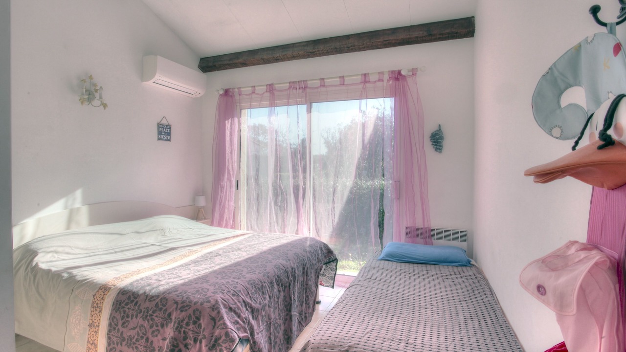 Photo of Bedroom in Prunete