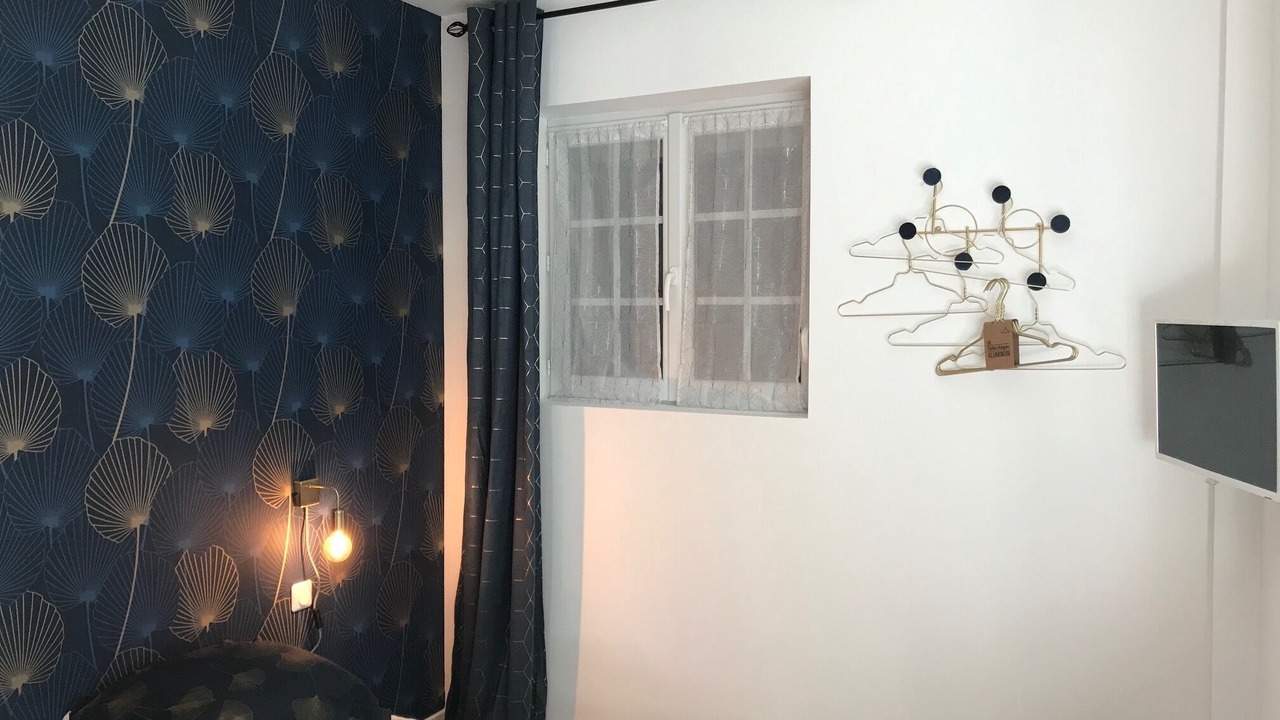 Photo of Bedroom in Pernois