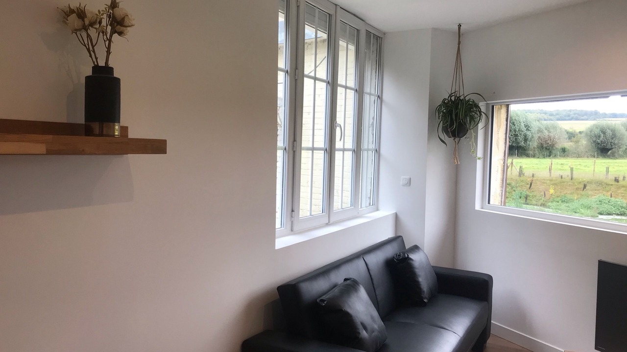 Photo of Livingroom in Pernois