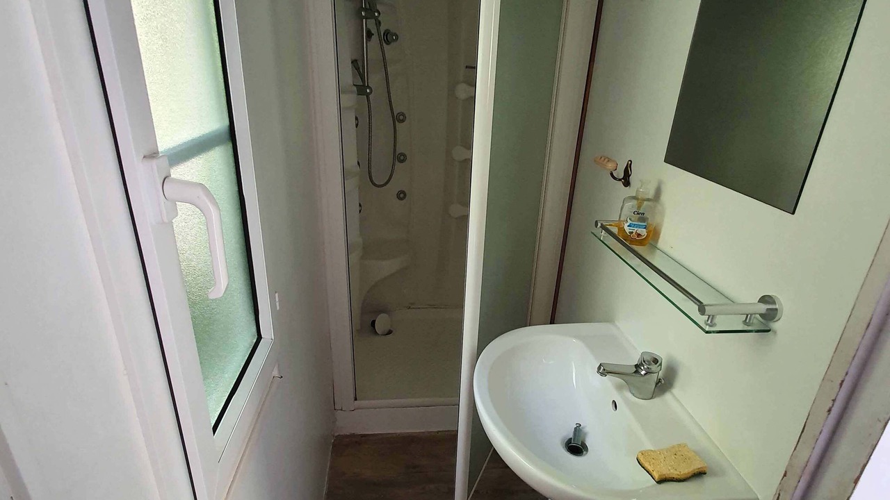 Photo of Bathroom in Nyer