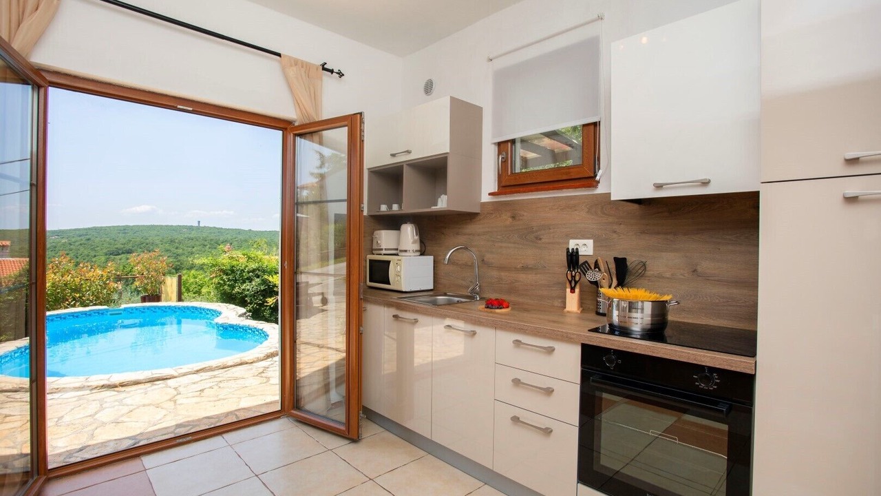 Photo of Kitchen in Ripenda Verbanci